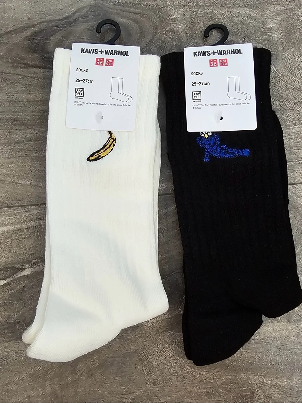Uniqlo x Kaws x Warhol Socks: Set of 4 (Complete) Black and White Size 8-11 Mens